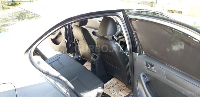 Volkswagen Jetta 2011, 130,000 km - 2.5 л - Bakı