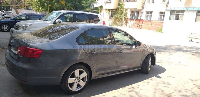 Volkswagen Jetta 2011, 130,000 km - 2.5 л - Bakı