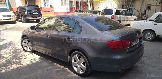 Volkswagen Jetta 2011, 130,000 km - 2.5 л - Bakı