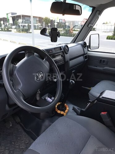 Toyota Land Cruiser 2011, 250,000 km - 4.2 l - Bakı