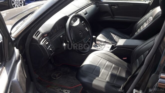 Mercedes E 230 1997, 280,000 km - 2.3 л - Bakı