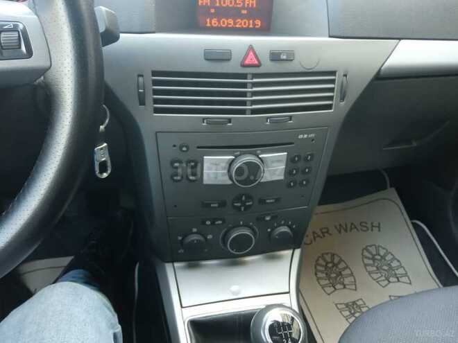 Opel Astra 2005, 170,000 km - 1.4 l - Bakı