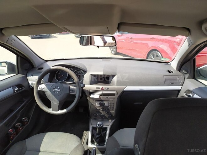 Opel Astra 2006, 197,000 km - 1.4 l - Bakı