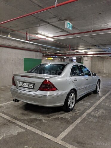 Mercedes C 240 2005, 327,000 km - 2.6 l - Bakı