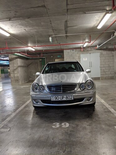 Mercedes C 240 2005, 327,000 km - 2.6 l - Bakı