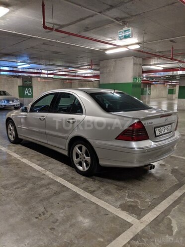 Mercedes C 240 2005, 327,000 km - 2.6 l - Bakı