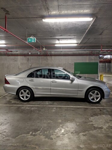 Mercedes C 240 2005, 327,000 km - 2.6 l - Bakı