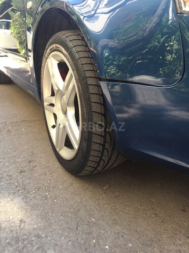 Audi A4 2004, 276,000 km - 2.0 l - Bakı