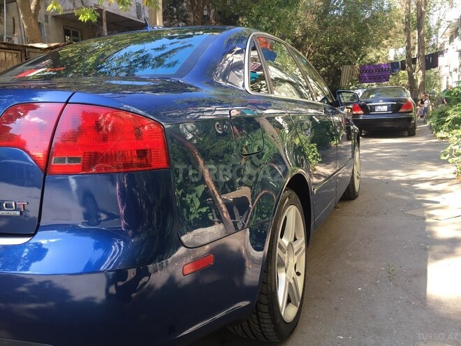 Audi A4 2004, 276,000 km - 2.0 l - Bakı