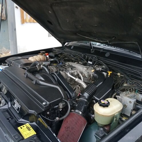 Land Rover Discovery 2003, 190,000 km - 4.0 l - Qusar