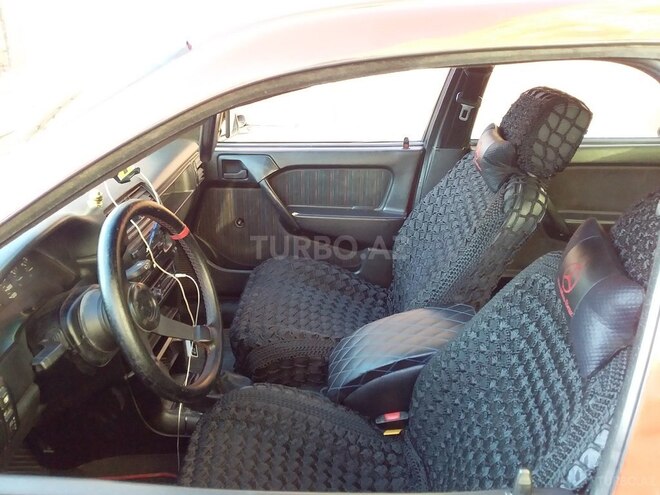 Opel Vectra 1990, 300,000 km - 2.0 л - Bakı