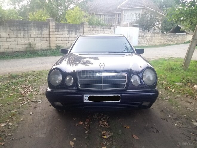 Mercedes E 220 1999, 375,000 km - 2.2 l - Lənkəran