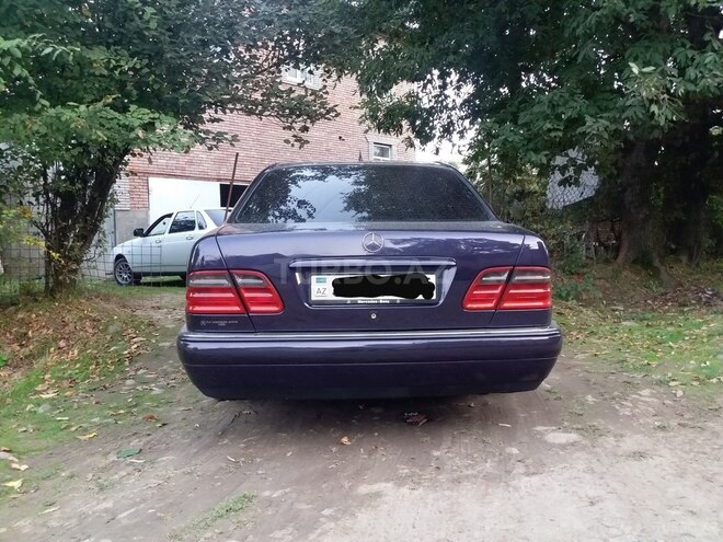 Mercedes E 220 1999, 375,000 km - 2.2 l - Lənkəran
