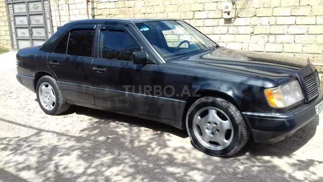 Mercedes E 230 1991, 373,574 km - 2.3 l - Bakı