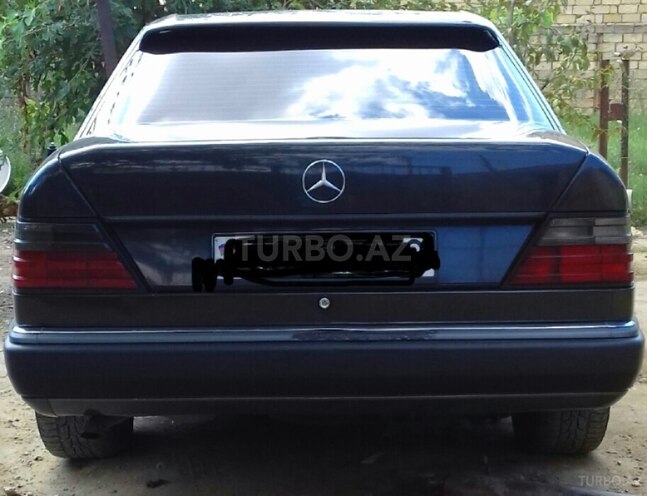 Mercedes E 230 1991, 373,574 km - 2.3 l - Bakı