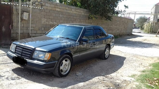 Mercedes E 230 1991, 373,574 km - 2.3 l - Bakı