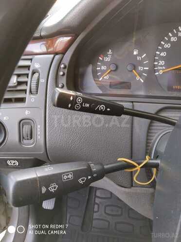 Mercedes E 260 2000, 345,260 km - 2.6 л - Xaçmaz