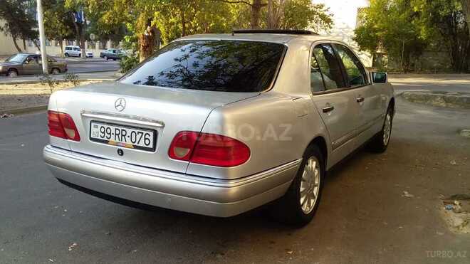Mercedes E 230 1996, 180,567 km - 2.3 л - Bakı