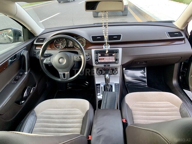 Volkswagen Passat 2011, 86,000 km - 1.8 l - Bakı