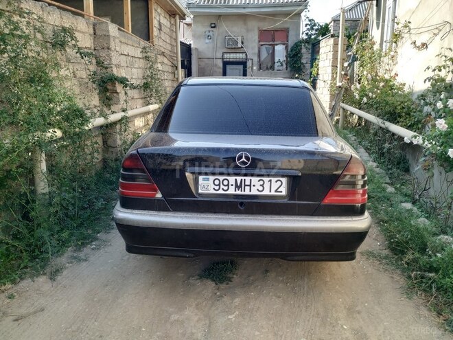 Mercedes C 180 2000, 195,000 km - 1.8 l - Bakı