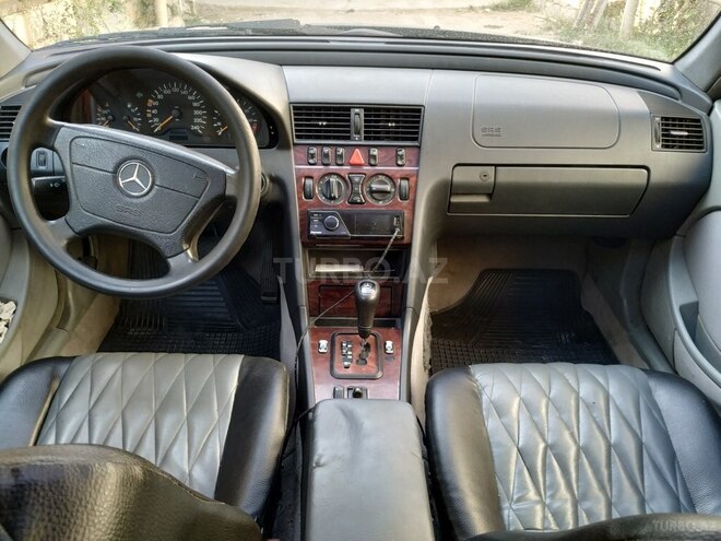 Mercedes C 180 2000, 195,000 km - 1.8 l - Bakı