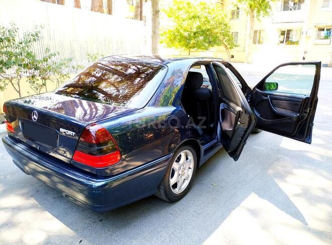 Mercedes C 240 1999, 211,000 km - 2.4 l - Bakı