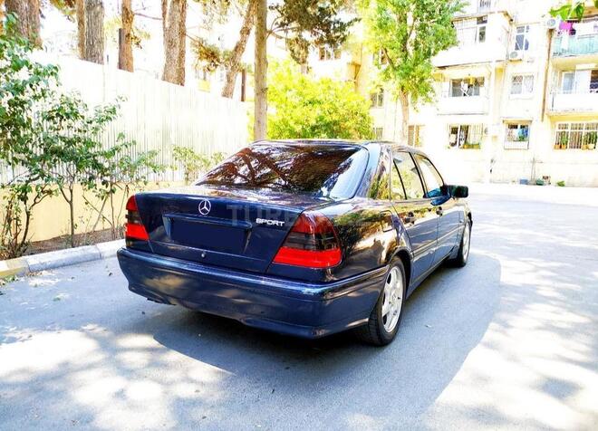 Mercedes C 240 1999, 211,000 km - 2.4 l - Bakı