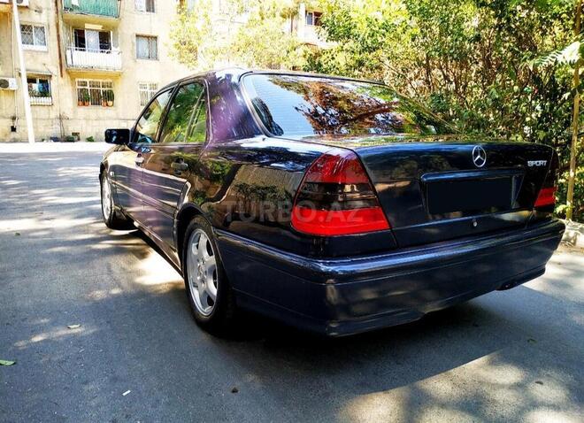 Mercedes C 240 1999, 211,000 km - 2.4 l - Bakı