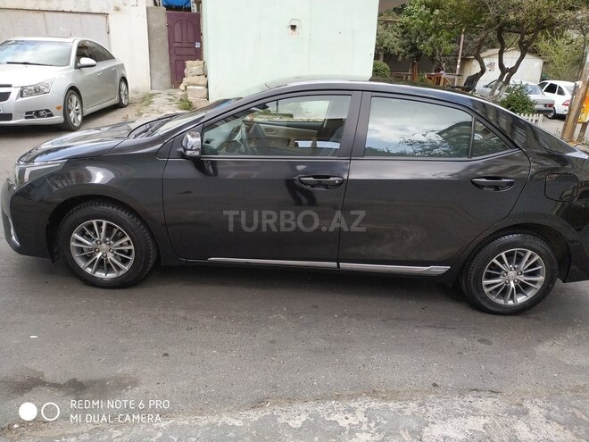 Toyota Corolla 2014, 134,250 km - 1.6 l - Bakı