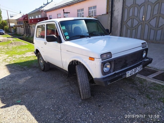 LADA (VAZ) Niva 1998, 170,000 km - 1.6 л - Quba
