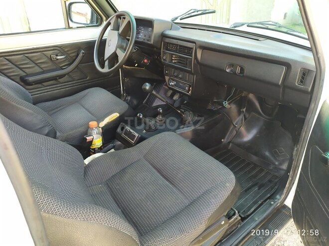 LADA (VAZ) Niva 1998, 170,000 km - 1.6 л - Quba