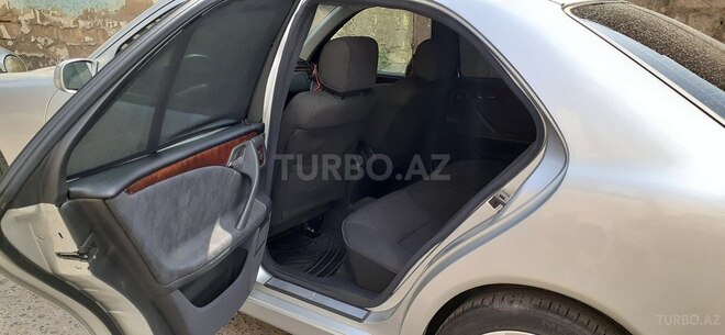 Mercedes E 280 2000, 283,000 km - 2.8 л - Bakı