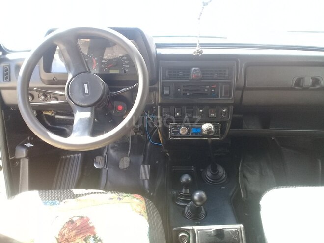 LADA (VAZ) Niva 2010, 180,000 km - 1.7 l - Qusar