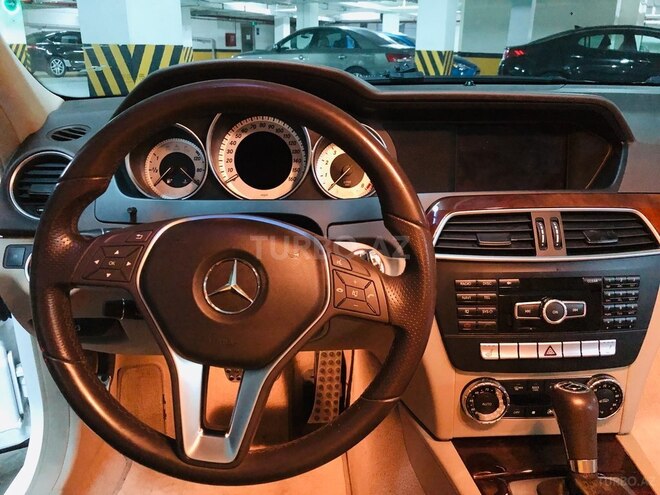 Mercedes C 250 2012, 181,000 km - 1.8 л - Bakı