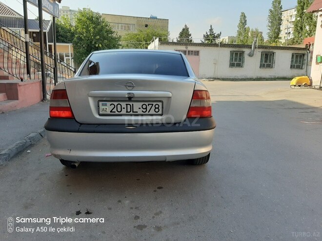 Opel Vectra 1996, 319,000 km - 2.0 л - Bakı