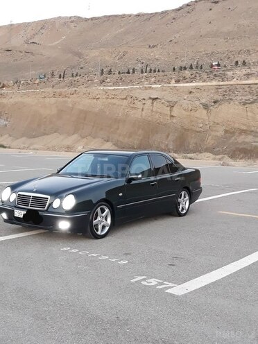 Mercedes E 230 1997, 454,000 km - 2.3 l - Bakı