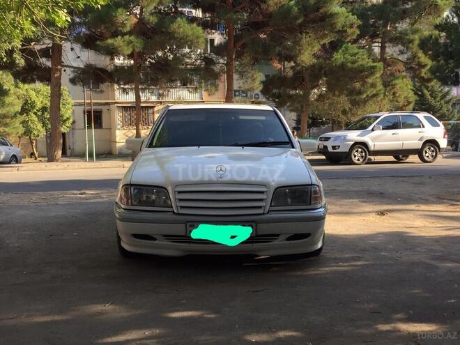 Mercedes C 230 2000, 195,000 km - 2.3 l - Bakı