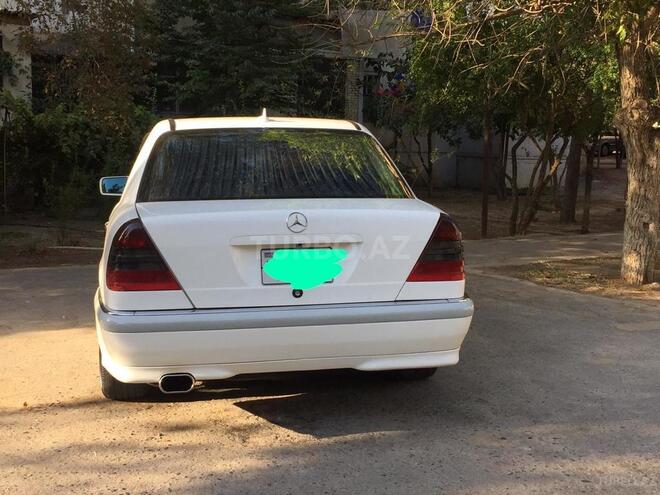 Mercedes C 230 2000, 195,000 km - 2.3 l - Bakı
