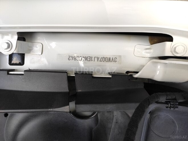 Volkswagen Jetta 2014, 75,299 km - 1.8 l - Bakı