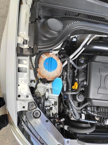 Volkswagen Jetta 2014, 75,299 km - 1.8 l - Bakı
