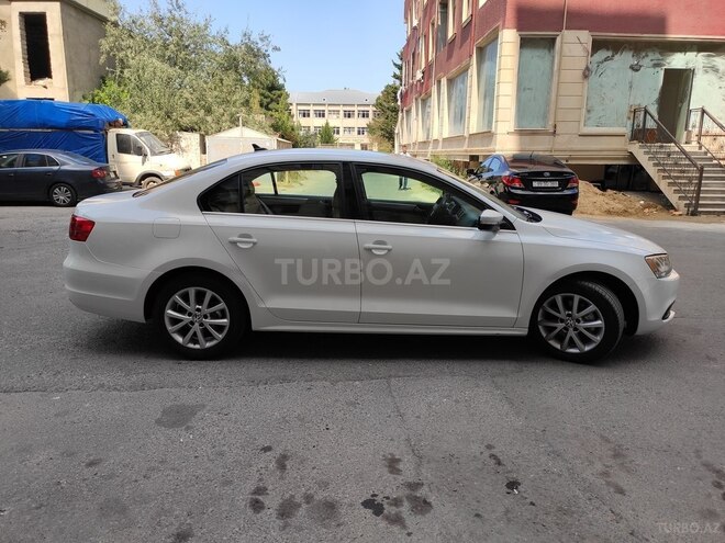 Volkswagen Jetta 2014, 75,299 km - 1.8 l - Bakı