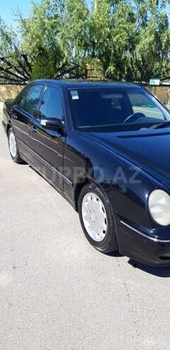 Mercedes E 240 2000, 289,000 km - 2.6 л - Mingəçevir