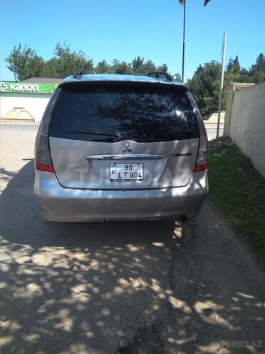 Mitsubishi Grandis 2003, 250,000 km - 2.5 л - Biləsuvar