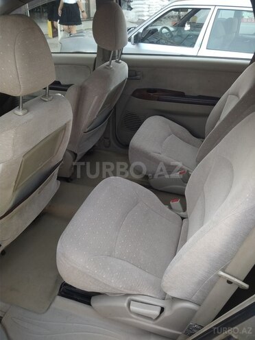 Mitsubishi Grandis 2003, 250,000 km - 2.5 л - Biləsuvar