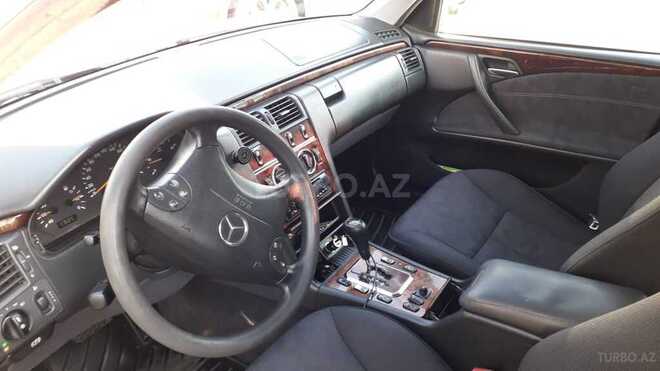 Mercedes E 220 2000, 396,122 km - 2.2 л - Bakı