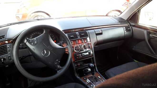 Mercedes E 220 2000, 396,122 km - 2.2 л - Bakı