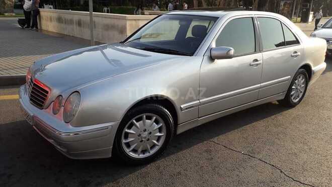 Mercedes E 220 2000, 396,122 km - 2.2 л - Bakı