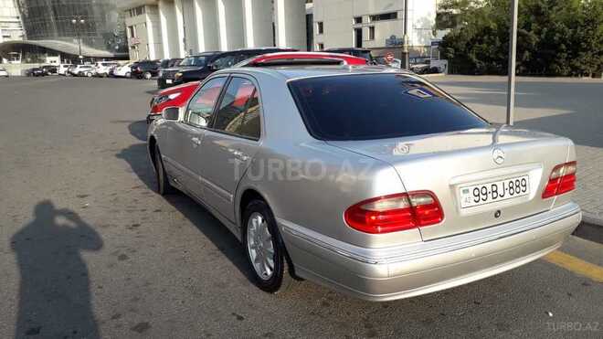 Mercedes E 220 2000, 396,122 km - 2.2 л - Bakı