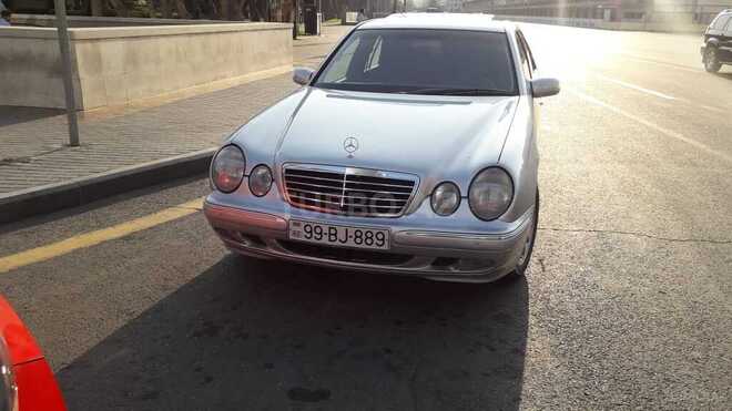 Mercedes E 220 2000, 396,122 km - 2.2 л - Bakı
