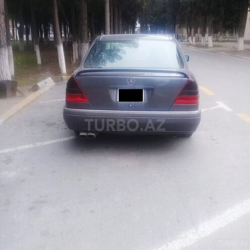 Mercedes C 200 2000, 190,000 km - 2.0 l - Sumqayıt